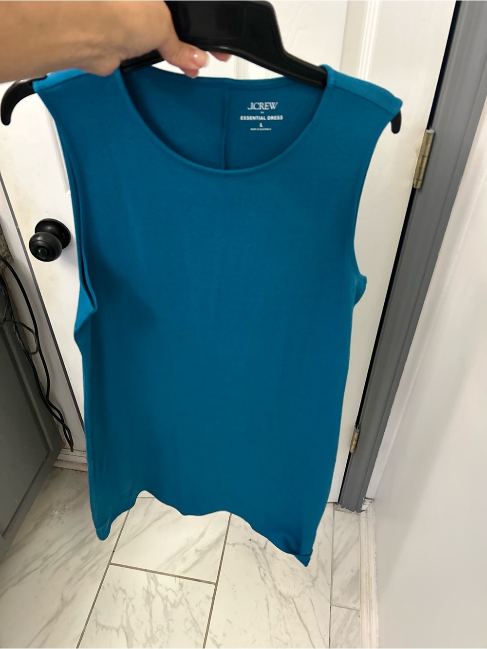 NWOT J CREW essential shift dress. - Picture 4 of 12